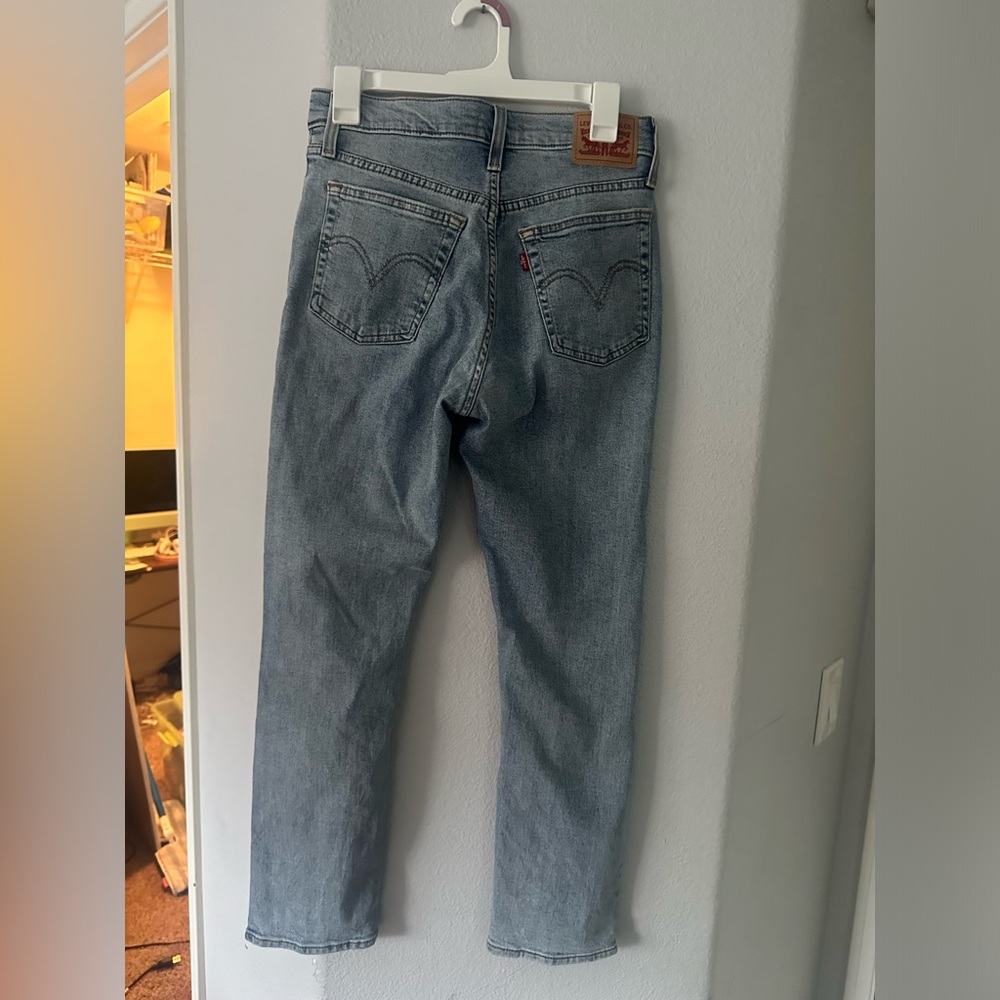 Levi’s wedge straight jeans size 27